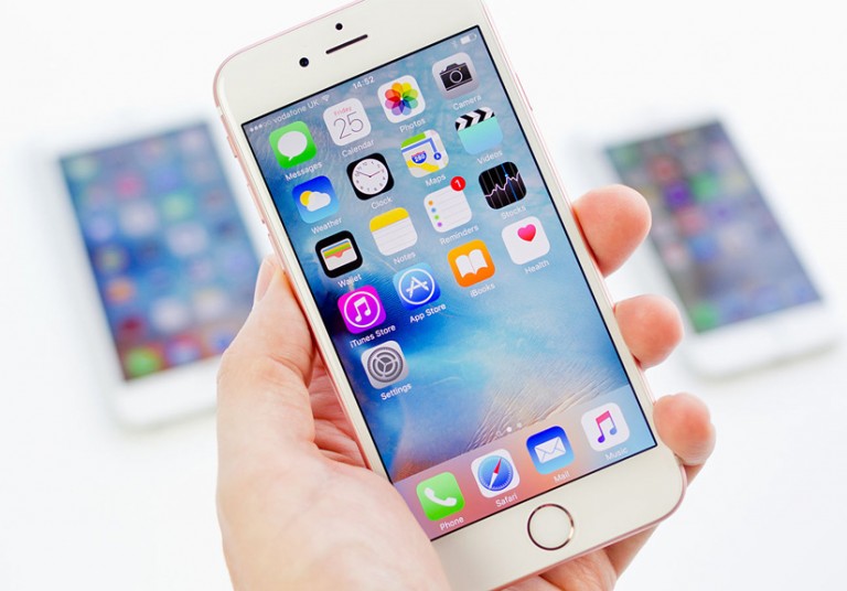 iPhone giảm giá mạnh khuấy động thị trường smartphone