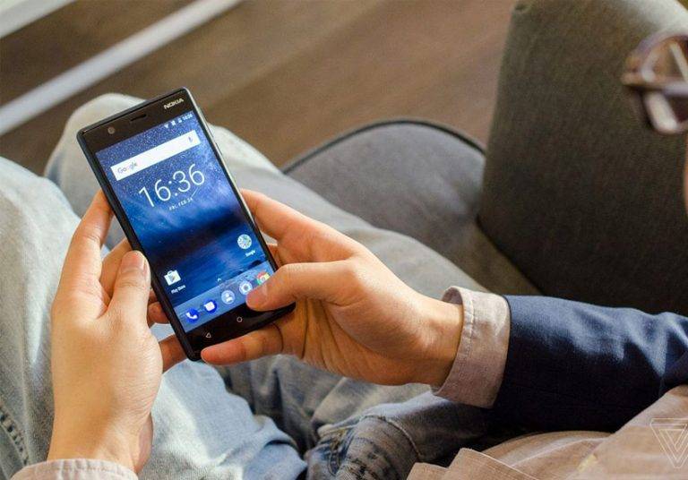 Nokia 3 là sản phẩm mới rẻ nhất của HMD Global. Ảnh: The Verge.