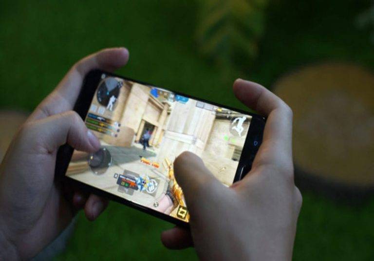 Thử nghiệm khả năng chơi game của Oppo F3 Plus