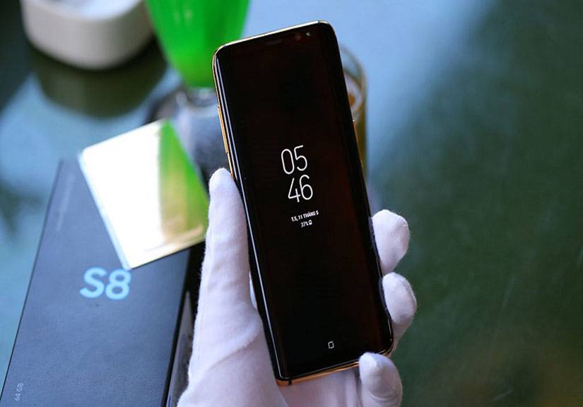 Galaxy S8 mạ vàng đầu tiên tại Việt Nam, giá 1.800 USD