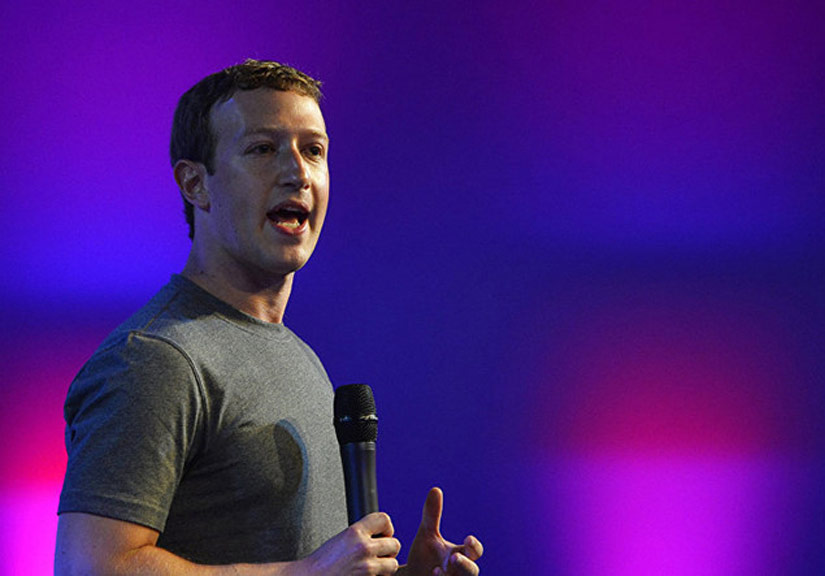 'Ông trùm' Facebook nhận lỗi vì làm lộ dữ liệu người dùng