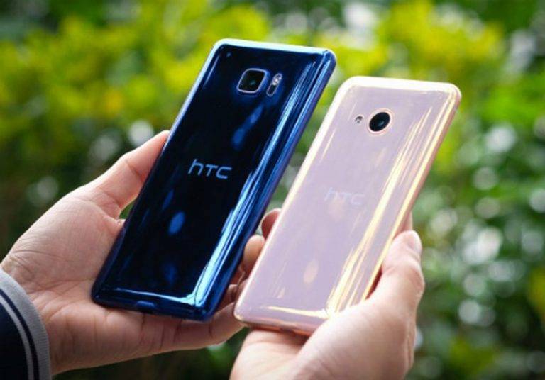 Smartphone đua hạ giá, xả hàng sau Tết