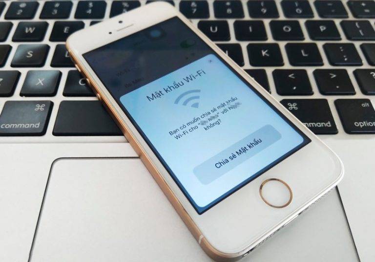 Cách chia sẻ mật khẩu Wi-Fi giữa iPhone, iPad không làm lộ password