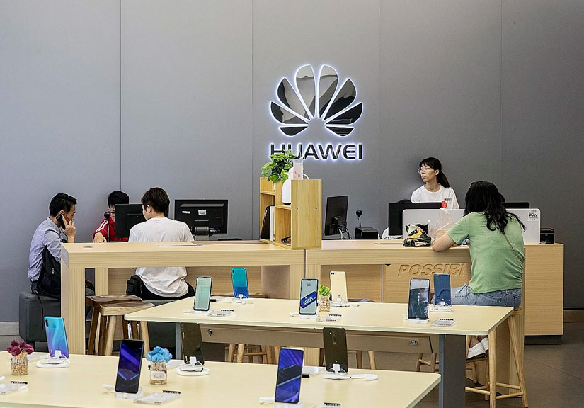 Huawei hoàn tiền nếu điện thoại không dùng được Google, Facebook