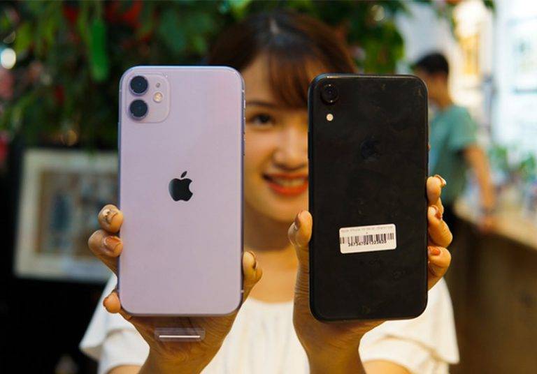 iPhone 11 đọ dáng cùng iPhone XR