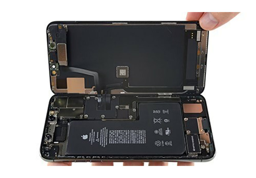 iPhone 12 sẽ dùng pin lớn nhất