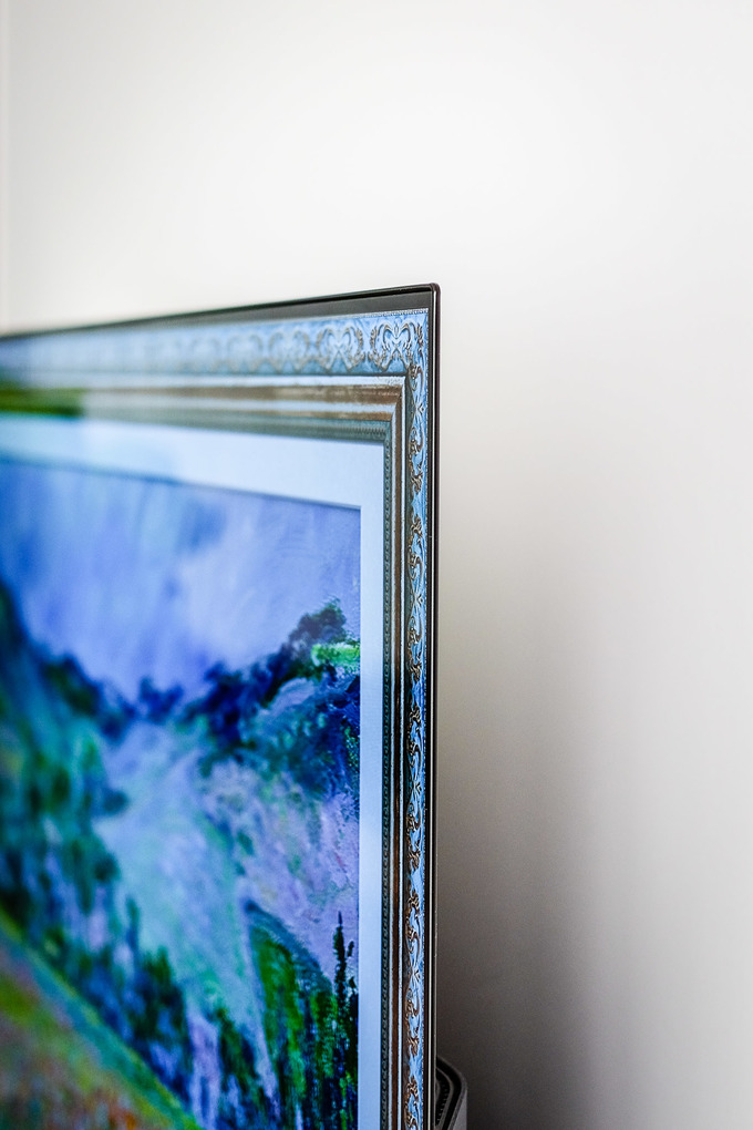 Điểm mà TV LED truyền thống khó cạnh tranh được với OLED là thiết kế siêu mỏng