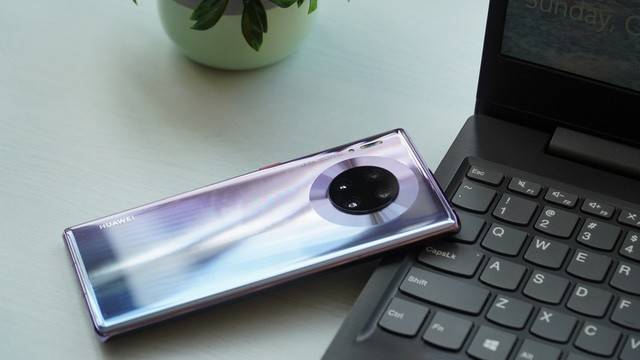 Chính thức đến tay người tiêu dùng tại Việt Nam, Huawei Mate 30 Pro đã xài được hầu hết các ứng dụng - Ảnh 2.