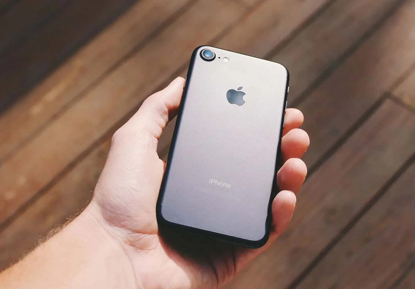 iPhone SE 2 ra mắt đúng dự kiến, bất chấp đại dịch Corona