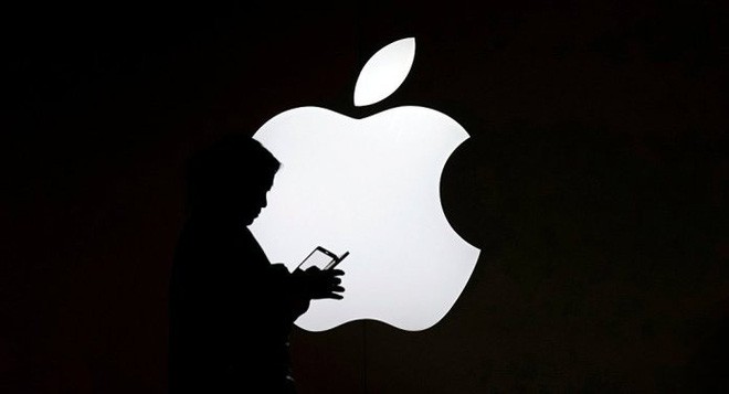 Apple bị phạt 25 triệu euro vì cố tình làm chậm iPhone - Ảnh 1.