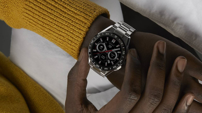 Hãng đồng hồ Thụy Sĩ TAG Heuer ra mắt smartwatch siêu sang giá 1.800 USD - Ảnh 4.