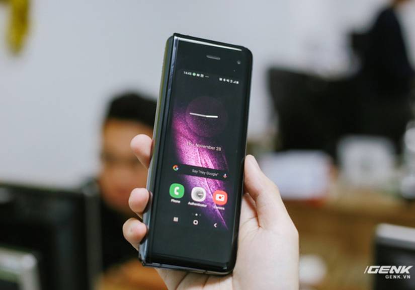 day la ly do galaxy fold 2 se phai co hai man hinh 120hz 2 1