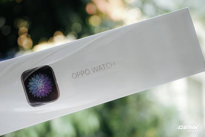 Trên tay OPPO Watch tại VN: Thiết kế đẹp, nhiều tính năng hay ho, pin 40 giờ, giá ngang Apple Watch - Ảnh 1.
