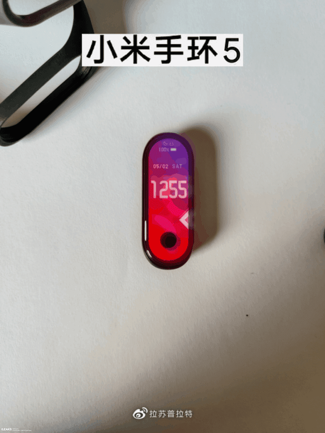 xiaomi mi band 5 lo hinh anh thuc te voi man hinh duc lo 1