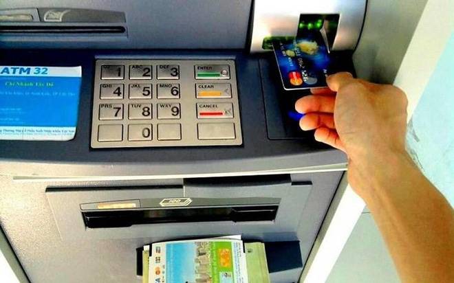 Cách hoạt động của một chiếc máy ATM - Ảnh 1. Cách hoạt động của một chiếc máy ATM - Ảnh 1.