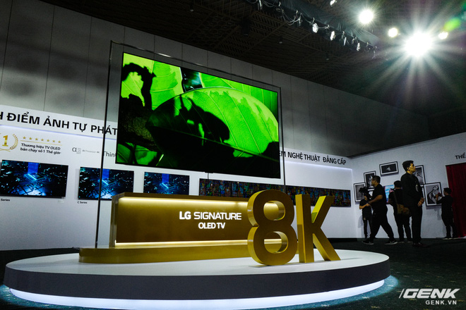 Cận cảnh 2 TV OLED 8K mới nhất của LG: Mỏng, đẹp, giá cũng sang chảnh không kém - Ảnh 3.
