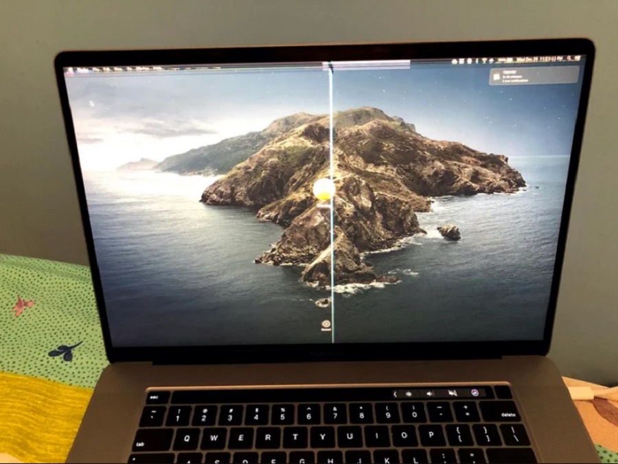 Cảnh báo: sử dụng miếng che camera có nguy cơ làm vỡ màn hình MacBook