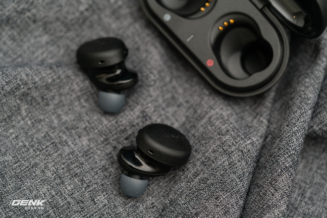 Đánh giá tai nghe Sony WF XB700: Không còn những thứ sai - Ảnh 13.