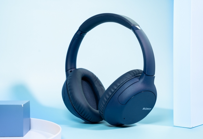 Trải nghiệm WH-CH710N tai nghe trùm đầu chống ồn chủ động rẻ nhất của Sony