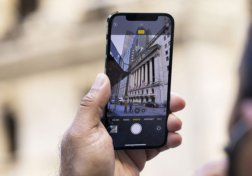 Apple ra mắt iOS 14.3: Kích hoạt tính năng chụp ảnh ProRAW, sửa lỗi tin nhắn gây khó chịu