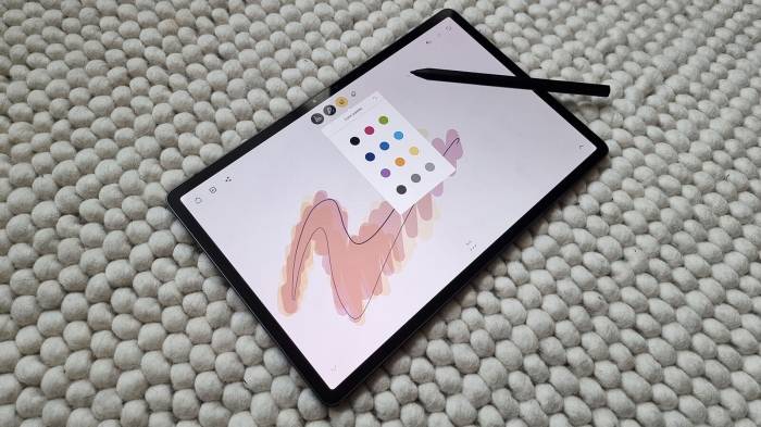 danh gia lenovo tab p11 pro doi thu xung tam cua galaxy tab s7 2