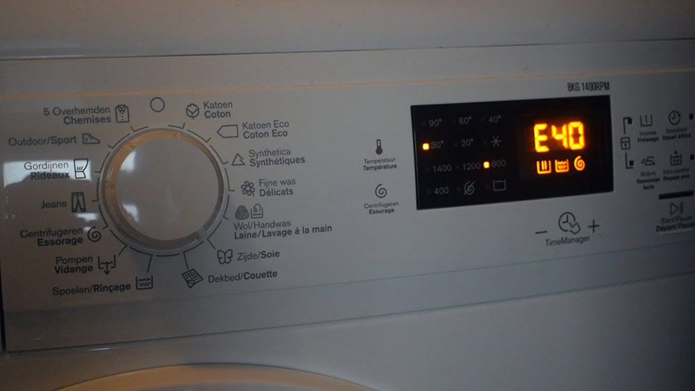 Mã lỗi E40 - Lỗi cửa máy giặt đóng không đúng cách
