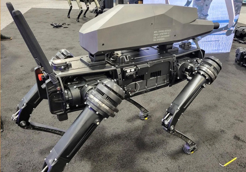 Chó robot đã được trang bị súng trường: zoom quang 30x, camera nhiệt, có thể bắn trúng mục tiêu cách 1.200m