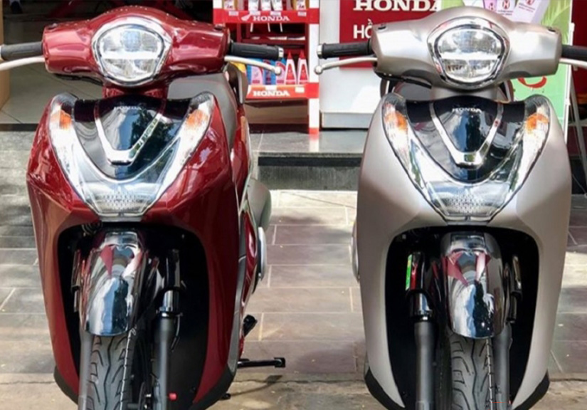 Phiên bản mới vừa ra mắt, Honda SH Mode 2021 đã ồ ạt giảm giá khiến khách Việt bấn loạn