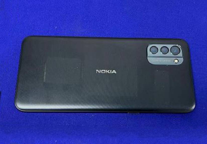 nokia he lo smartphone ngon bo re hoan toan moi co camera den 50mp 3 1