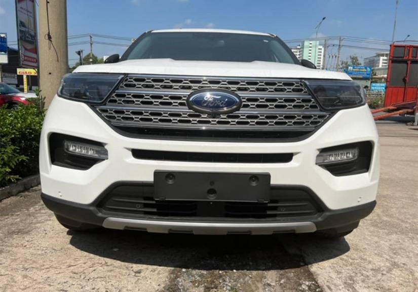 Tuyệt tác Ford Explorer 2022 ồ ạt về đại lý: Giao xe trong tháng, trang bị so kè Toyota Land Cruiser