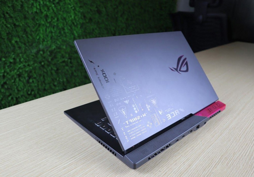Cận cảnh Asus ROG Strix G513RC siêu phẩm Laptop Gaming với màn hình 'cực đã'