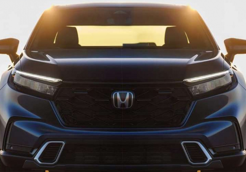 Honda CR-V 2023 lần đầu lộ diện: Đẹp xuất sắc, hé lộ ngày ra mắt
